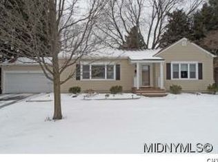 6 Old Willow Rd, New Hartford, NY 13413