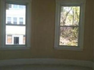 48 Arlington St, Worcester, MA 01604