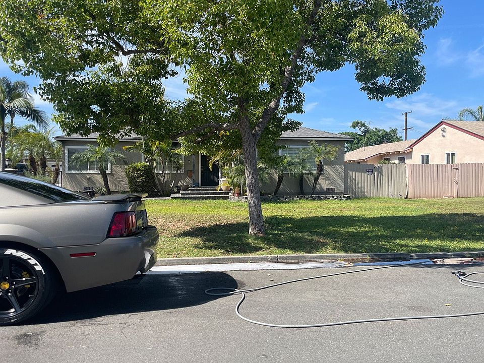 1st image of 11028 Loch Lomond Dr