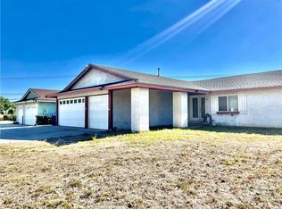 729 W Hawthorne St, Bloomington, CA 92316