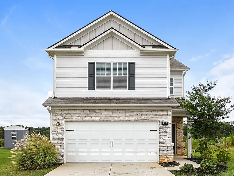 128 Innis Brook Cir — Photo 1