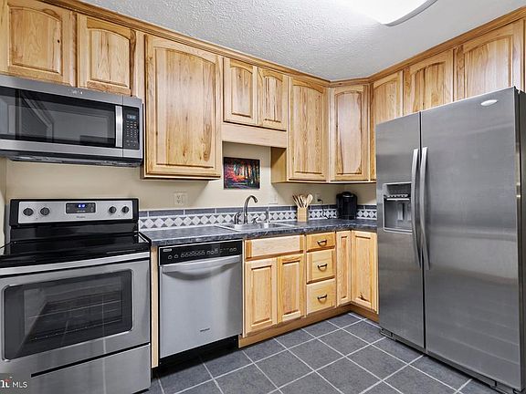 4th image of 45791 Church Dr