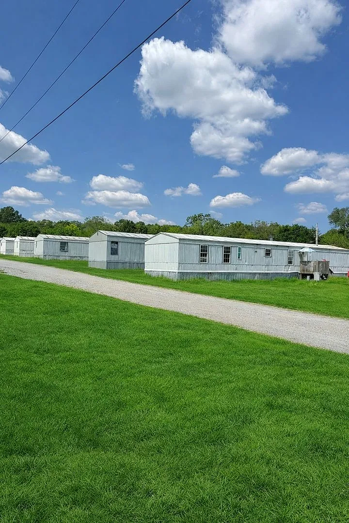 Lone Oak MHP — Photo 2