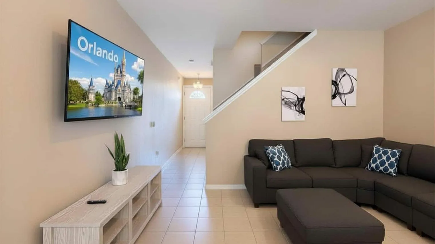 3 bed, 3.0 bath, 1463 sqft, $2,823 — Photo 2