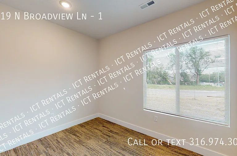 1119 N Broadview Ln #1 — Photo 19