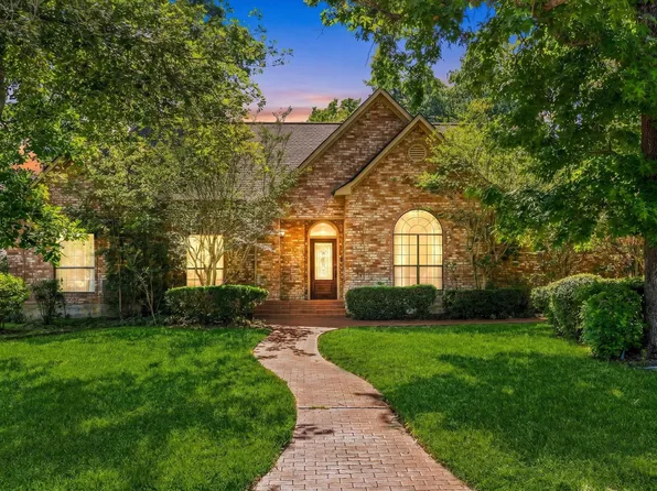 10 Wellington Ln, Conroe, TX 77304