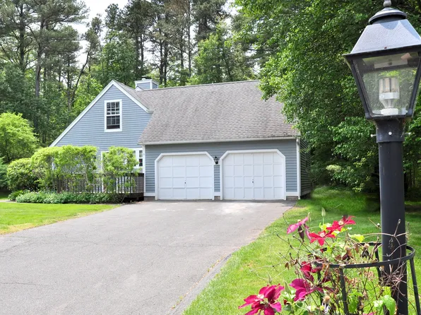 16 Whytewood Lane #16, Granby, CT 06035