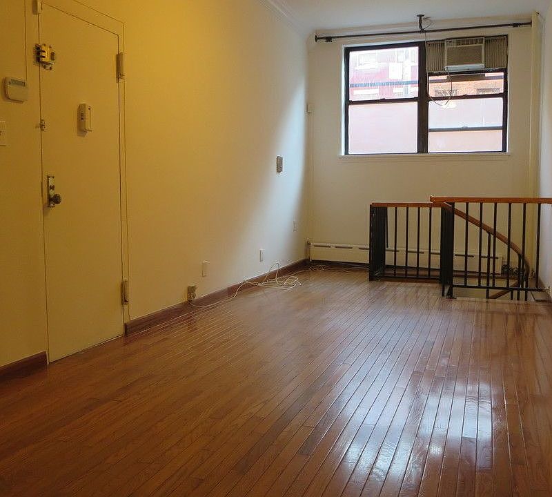 1st image of 39 Carmine St APT F1