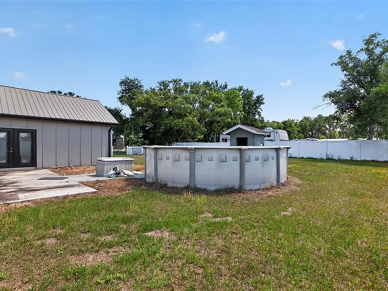 3240 Apfel Rd — Photo 8