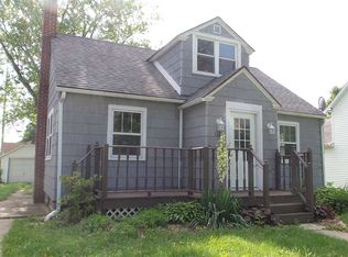 211 S Grand Ave, Ashley, IN 46705