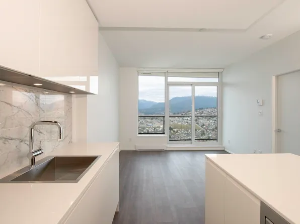 4650 Brentwood Blvd #4708, Burnaby, BC V5C 0M3