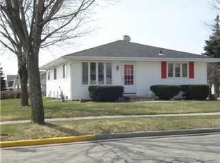 301 Papermaker Dr, Kimberly, WI 54136