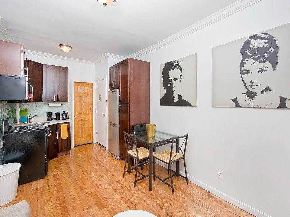 1st image of 320 E 109th St APT 6