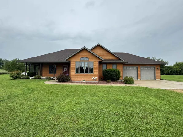 W6430 Patterson Rd, Monroe, WI 53566
