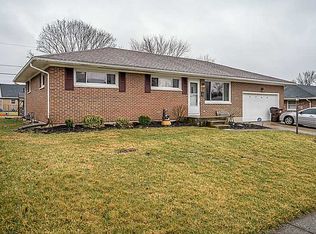 5244 Stoneridge Dr, Springfield, OH 45503