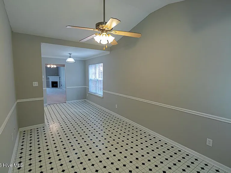 7624 Pleasantville Way — Photo 58