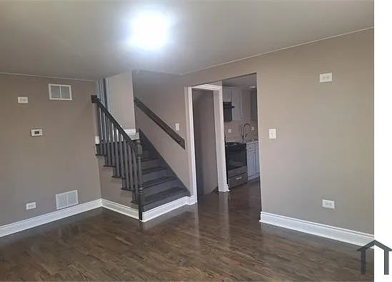 9610 S Crandon Ave — Photo 5