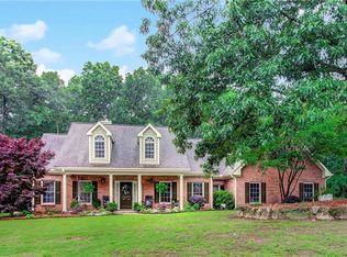 90 Old Hickory Ln, Oxford, GA