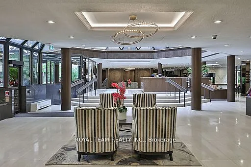 211 N Saint Patrick St S #Penthouse C-10 — Photo 7