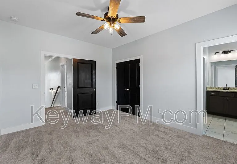 2217 Laurens St — Photo 20