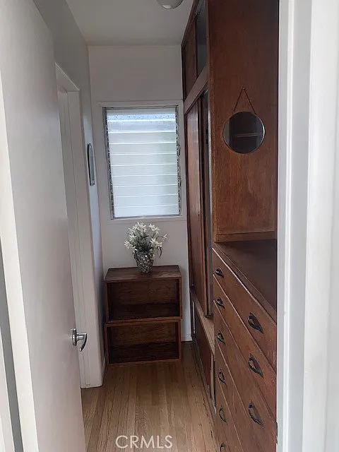 Studio, 400 sqft, $1,650 — Photo 4