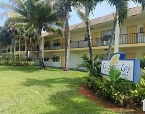 2 bed, 880 sqft, $1,500 — Photo 2