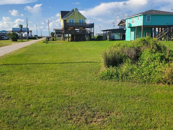 2179 Highway 87, Gilchrist, TX 77650