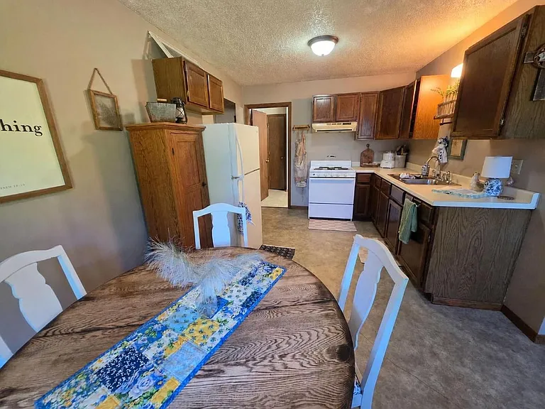 2338 Dorret Rd #D — Photo 6