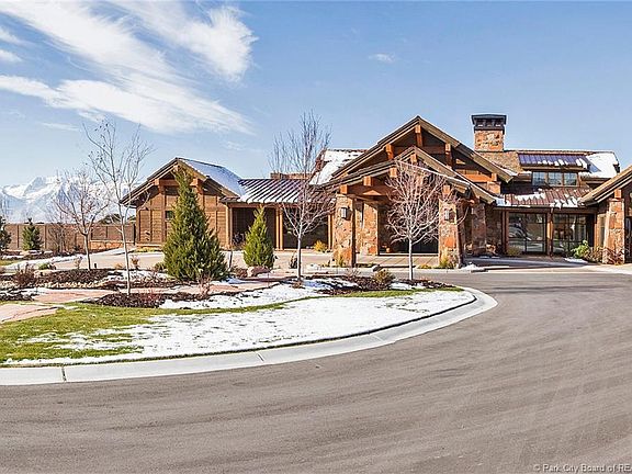 4th image of 702 N Bald Mountain Cir #273