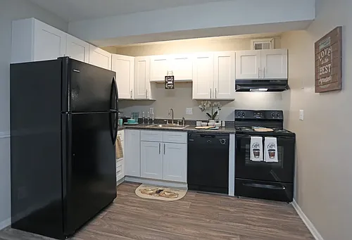 Village Walk Apartments Photo 1