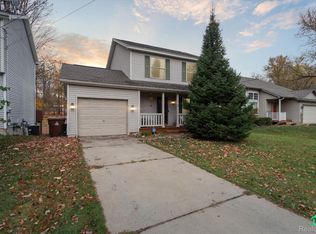 2155 Coolridge Rd, Holt, MI 48842