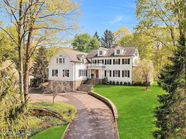 7 Patricia Ln, Cos Cob, CT 06807