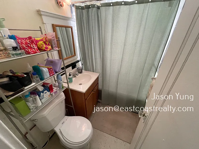 42 Linden St #15 — Photo 11