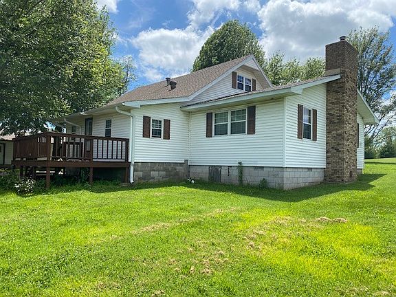 5th image of 1076 N Barrington Rd