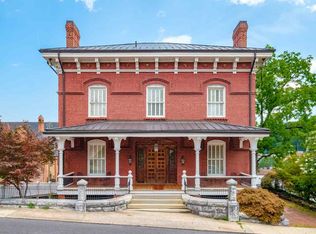 103 Church St, Staunton, VA 24401