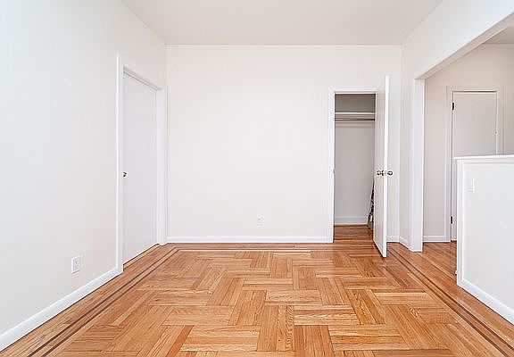 5th image of 24-34 27th St #2B