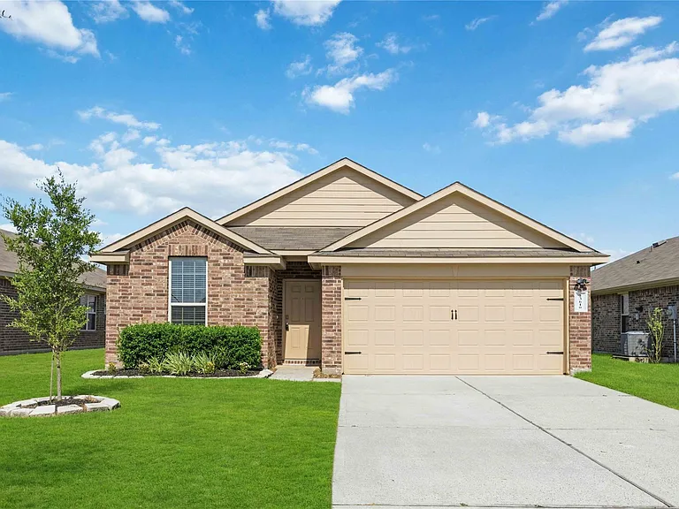 23610 Water Hickory Dr — Photo 1