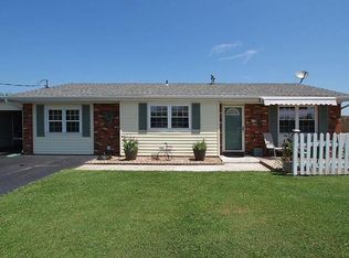 613 Brown St, Brighton, IL 62012