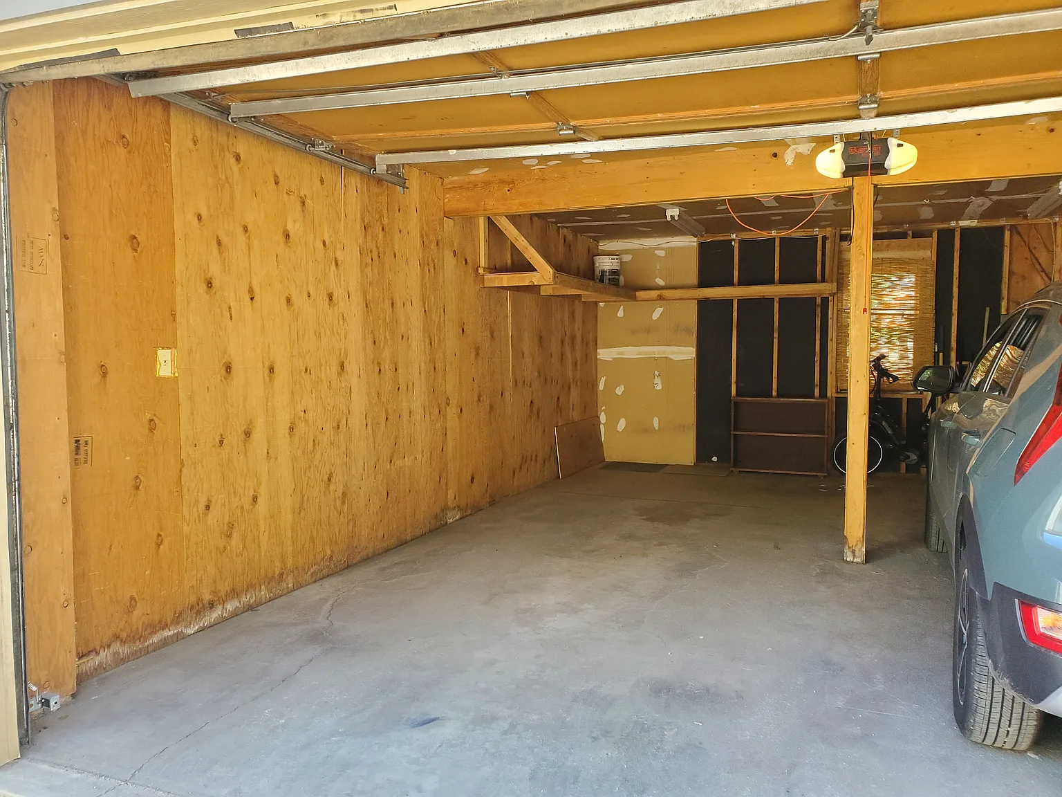 2 bed, 974 sqft, $2,495 — Photo 3