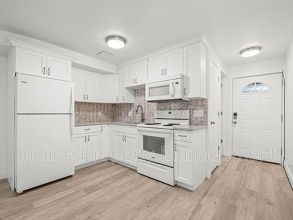 2nd image of 1834 Gregson Ave