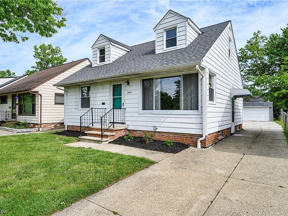 1st image of 24851 Drakefield Ave