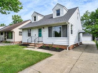 24851 Drakefield Ave, Euclid, OH 44123