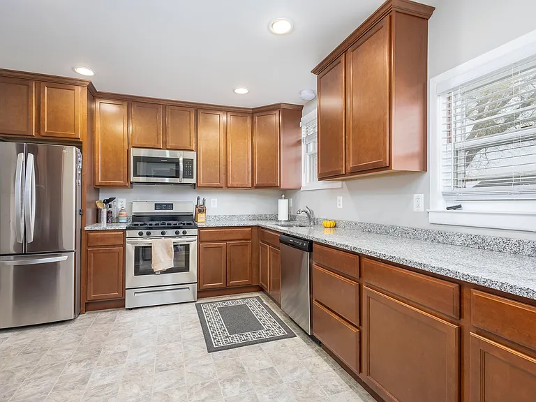 3409 Devon Rd #1 — Photo 7