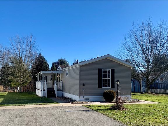 2nd image of 7411 Hollydale Dr
