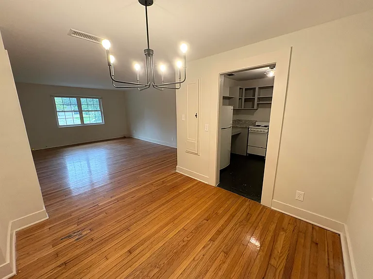 202 E Bradford Rd #3 — Photo 8