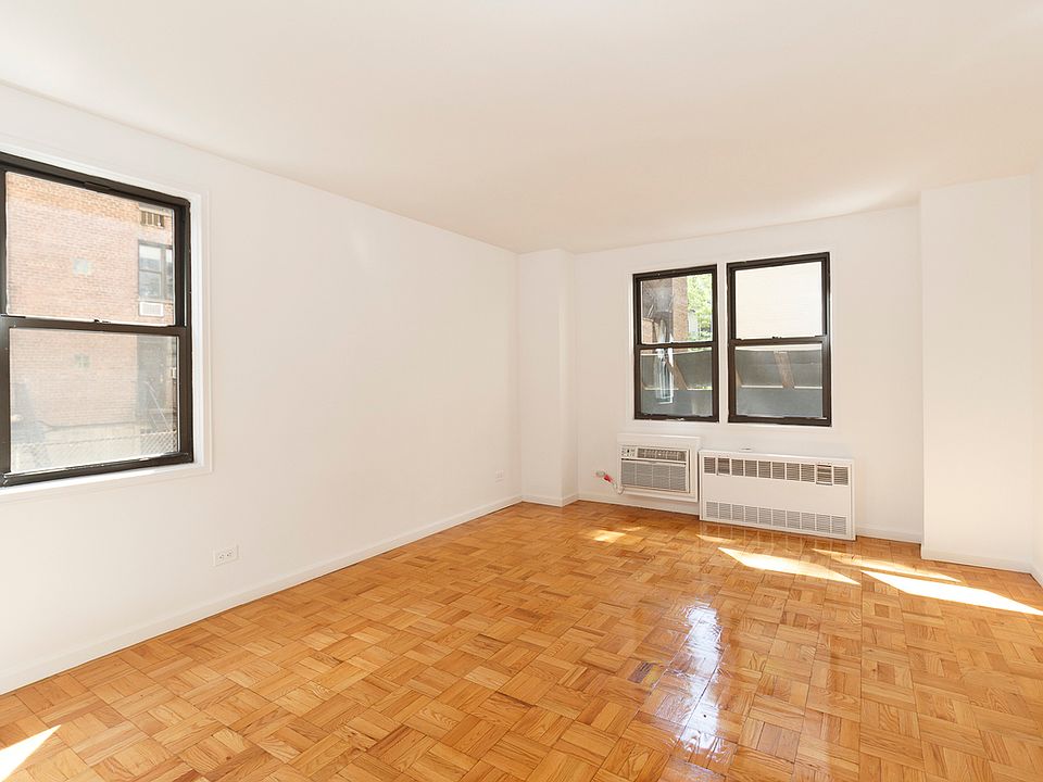 1st image of 150 E 18th St APT 2D