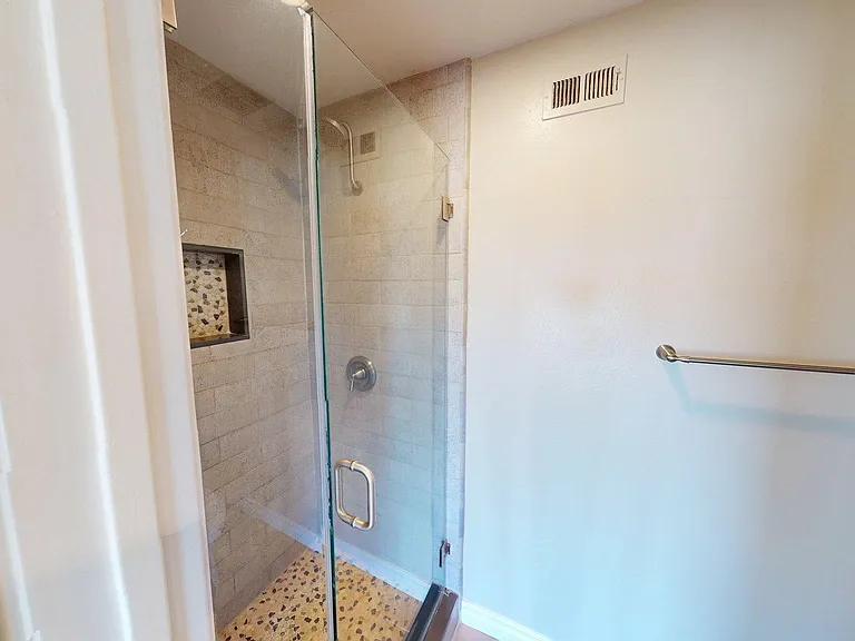 2080 Channelford Rd — Photo 20