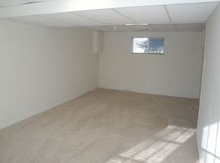 1351 Carnahan Rd, Pittsburgh, PA 15220