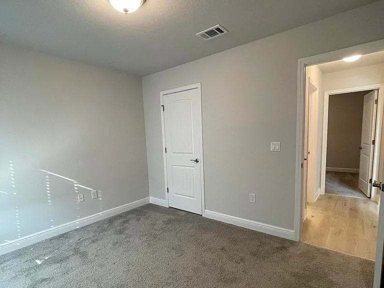 3851 Redbud Way — Photo 16