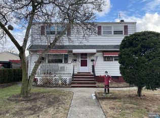 190 Holt St, Hackensack, NJ 07601